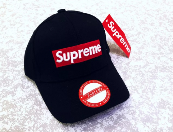 Можете ли вы отличить подделку от настоящей вещи (Supreme)?