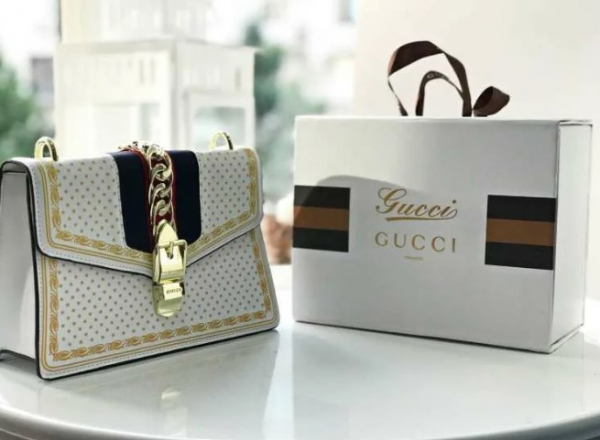 Как отличить подлинную сумку Gucci от подделки?