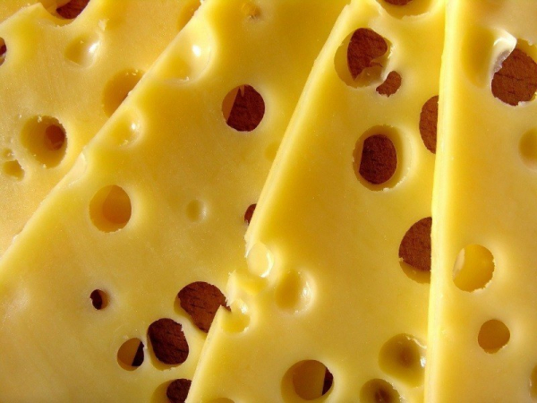 Настоящий сыр или суррогат: 5 способов определить хороший продукт